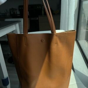 Italian Elegant Tan Leather Tote Bag